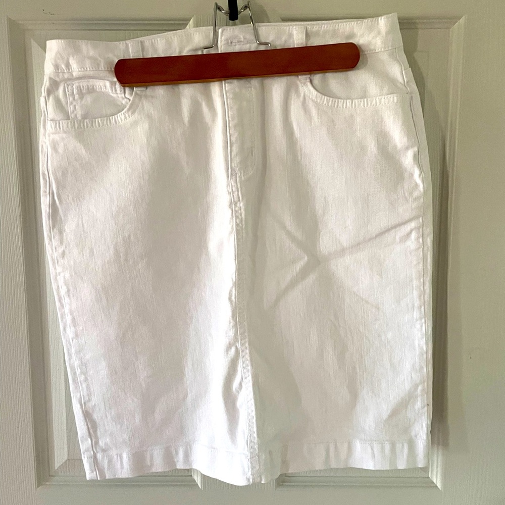 Jones New York Jeans Women's White Denim Skirt